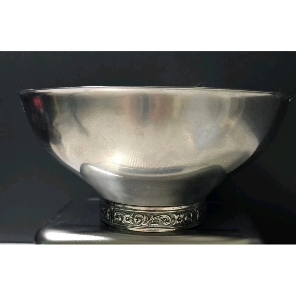 Vtg International Silver Decorator Series SS 18-8 Pedestal Serving Bowl 7.5x3.5